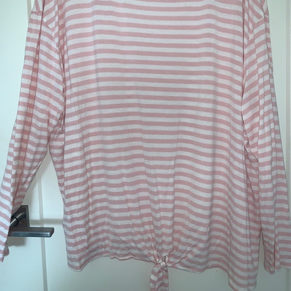 torrid Tops - Pink and White Long Sleeve Tee from Ava & Viv torrid Tops - Pink and White Long Sleeve Tee from Ava & Viv